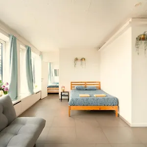 Aspen In The Center Of Apartment Antwerpen