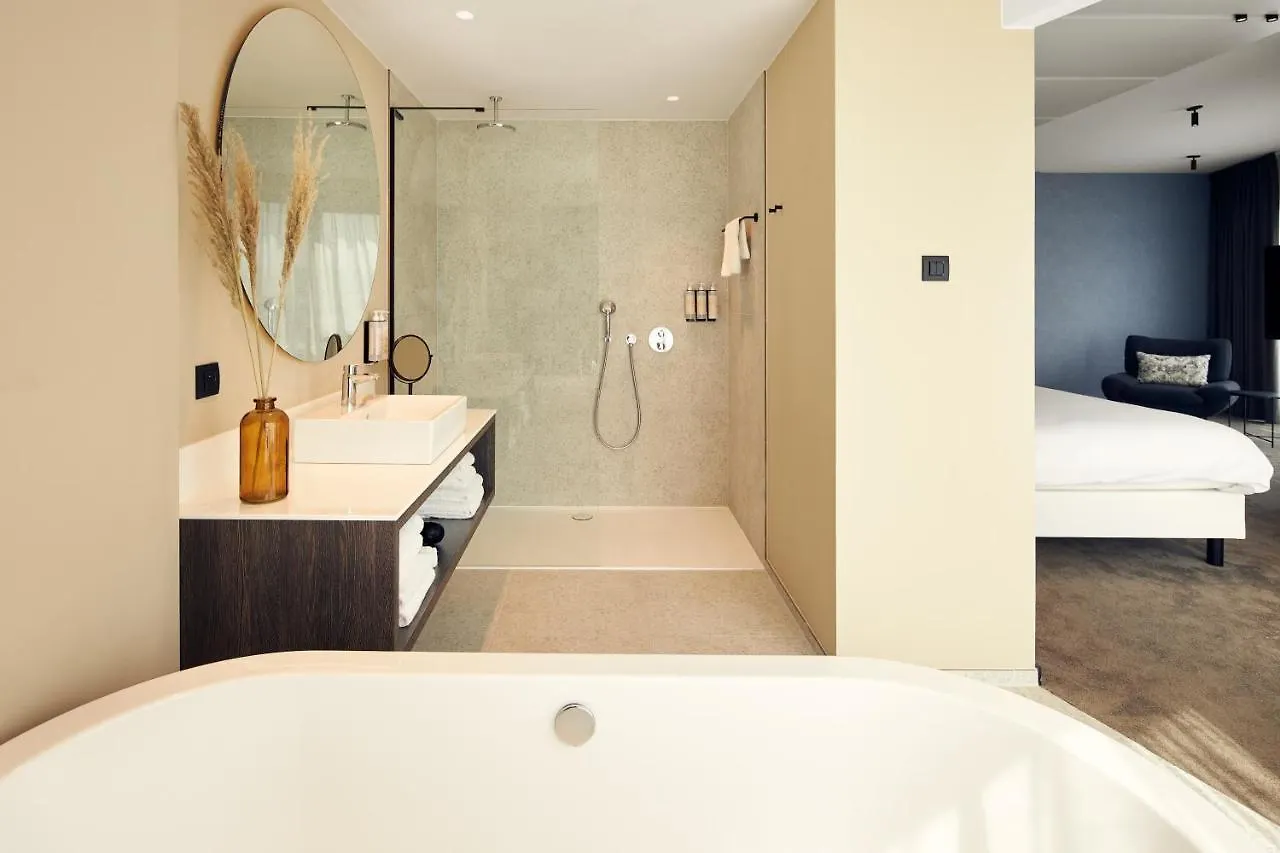 Van Der Valk Hotel Gent 4*, גנט בלגיה